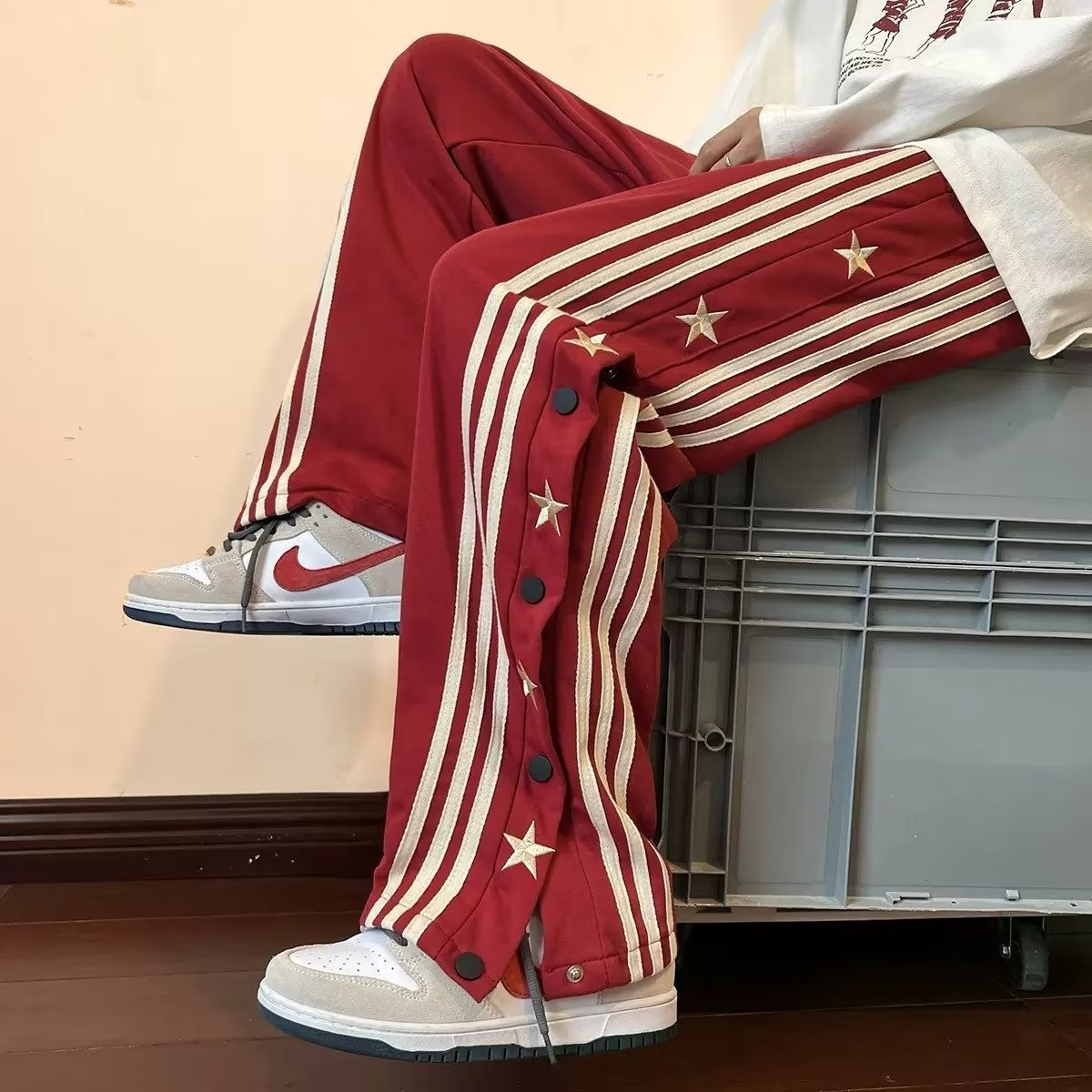 Pantalone tuta a zampa uomo